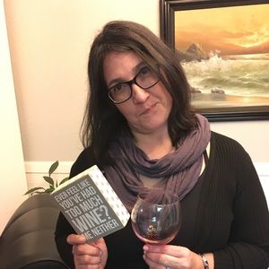 Meet your Posher, Monica